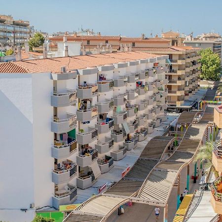 Apartamentos Bahia Dorada Y Iris Salou Kültér fotó