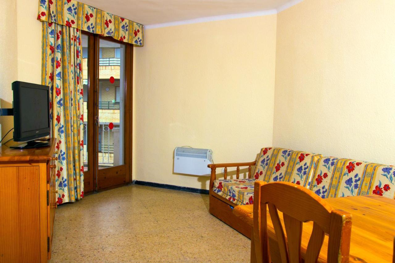 Apartamentos Bahia Dorada Y Iris Salou Kültér fotó