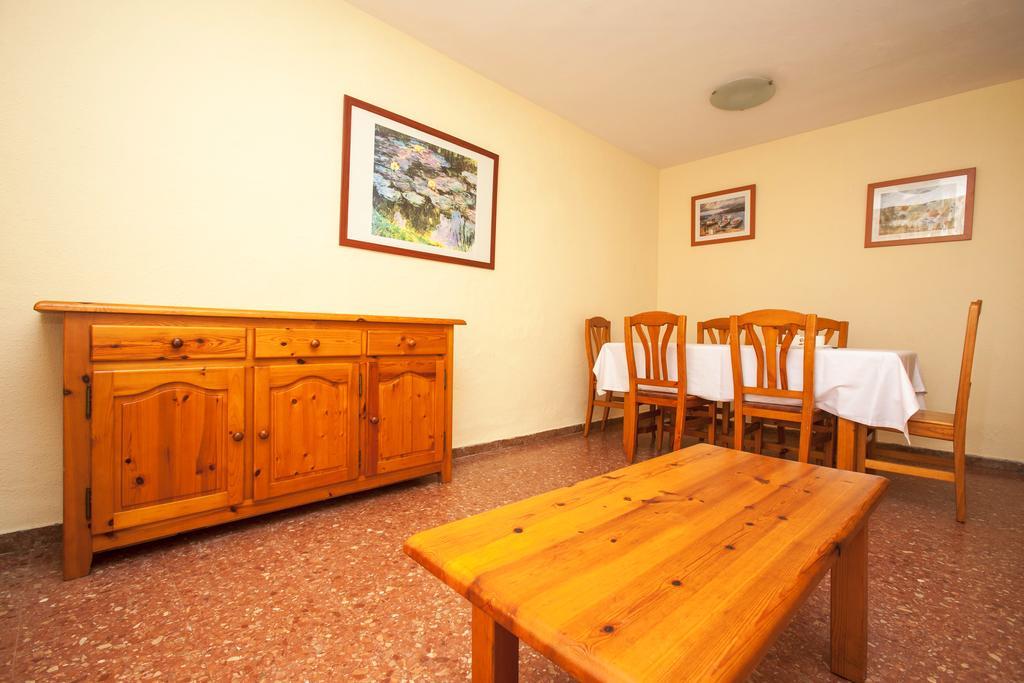 Apartamentos Bahia Dorada Y Iris Salou Kültér fotó